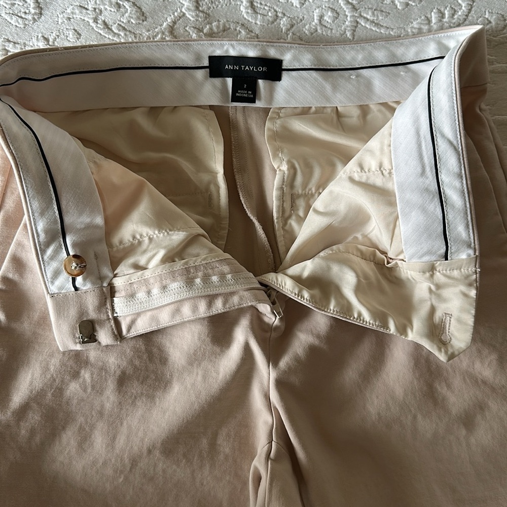 Ann Taylor The Ankle Midrise Cropped Pant size 2 - Picture 9 of 12